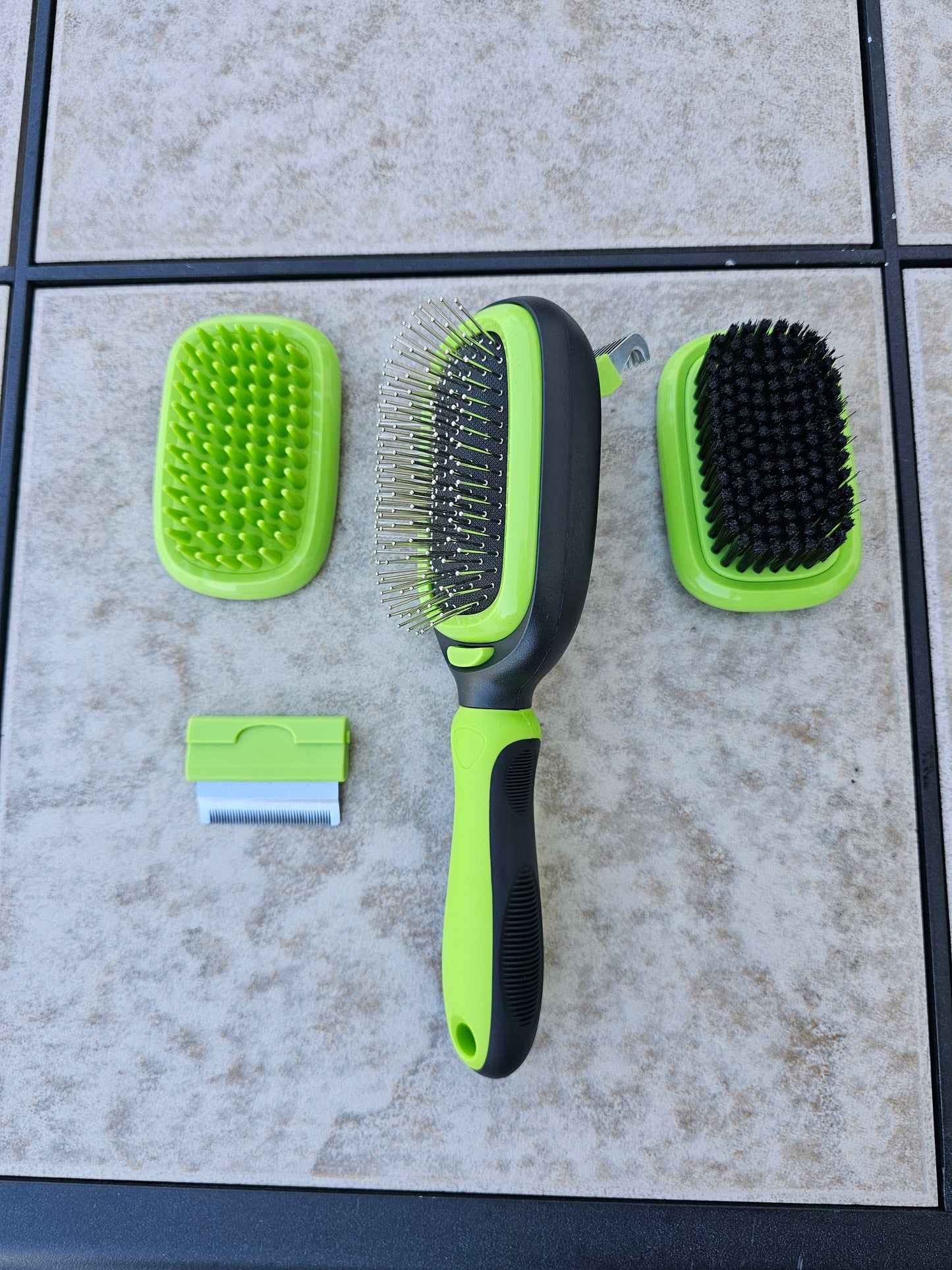 5-in-1 PetKare Grooming Set